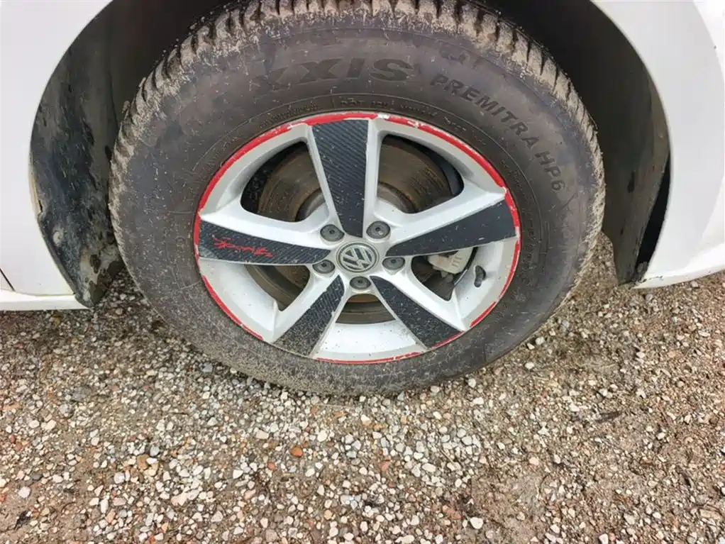 Volkswagen Lavida 2015 1.6L Manual Trend Edition фото 25