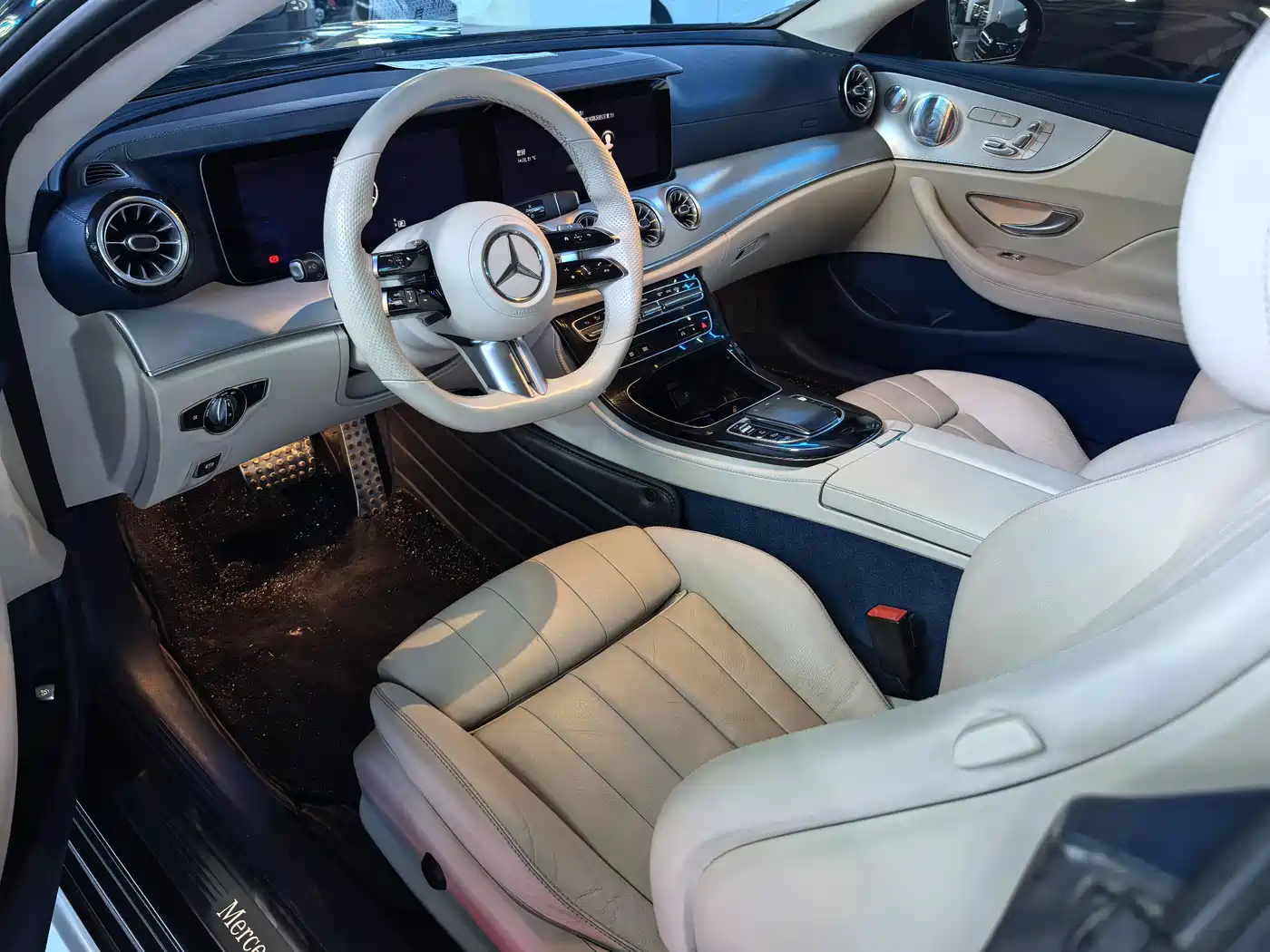 MERCEDES-BENZ E CLASS