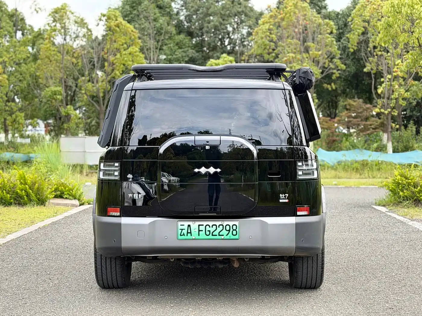 Fang Cheng Bao Titanium 7 2025 2025 AWD Base Model