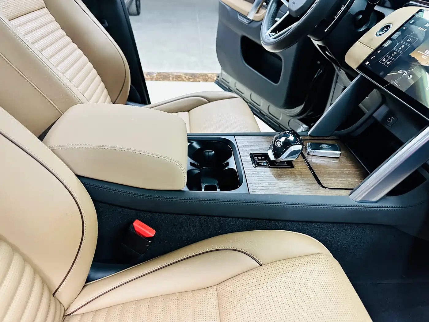 Land Rover Discovery Sport 2024 2024 Performance Technology Edition