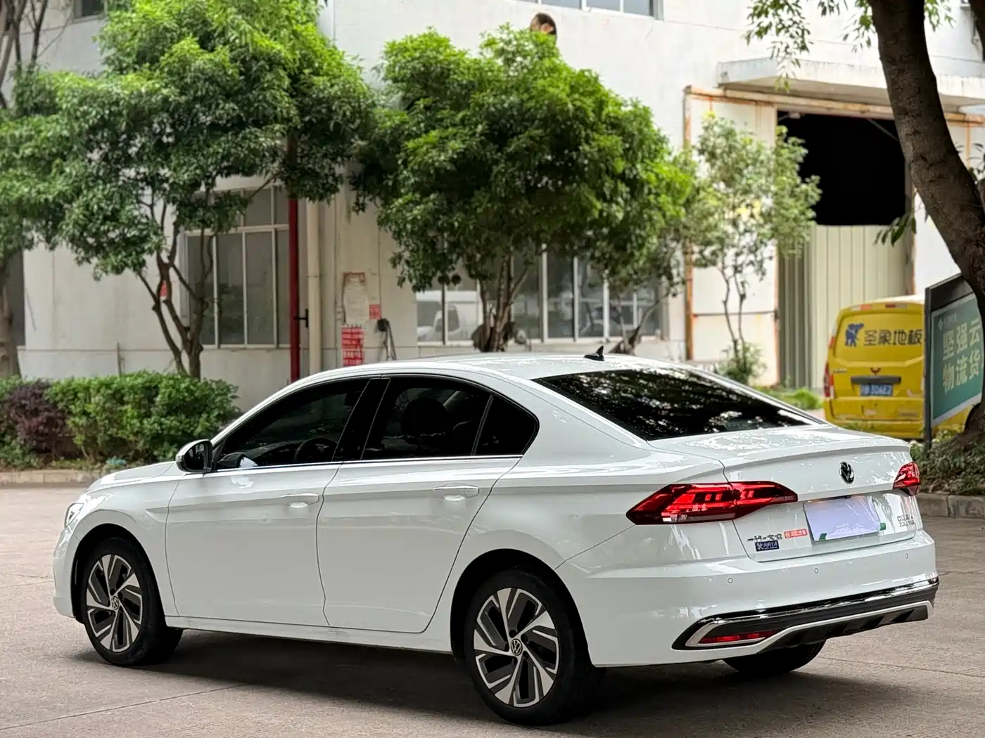 Volkswagen Bora 2023 200TSI DSG Yuexing PRO Edition фото 13