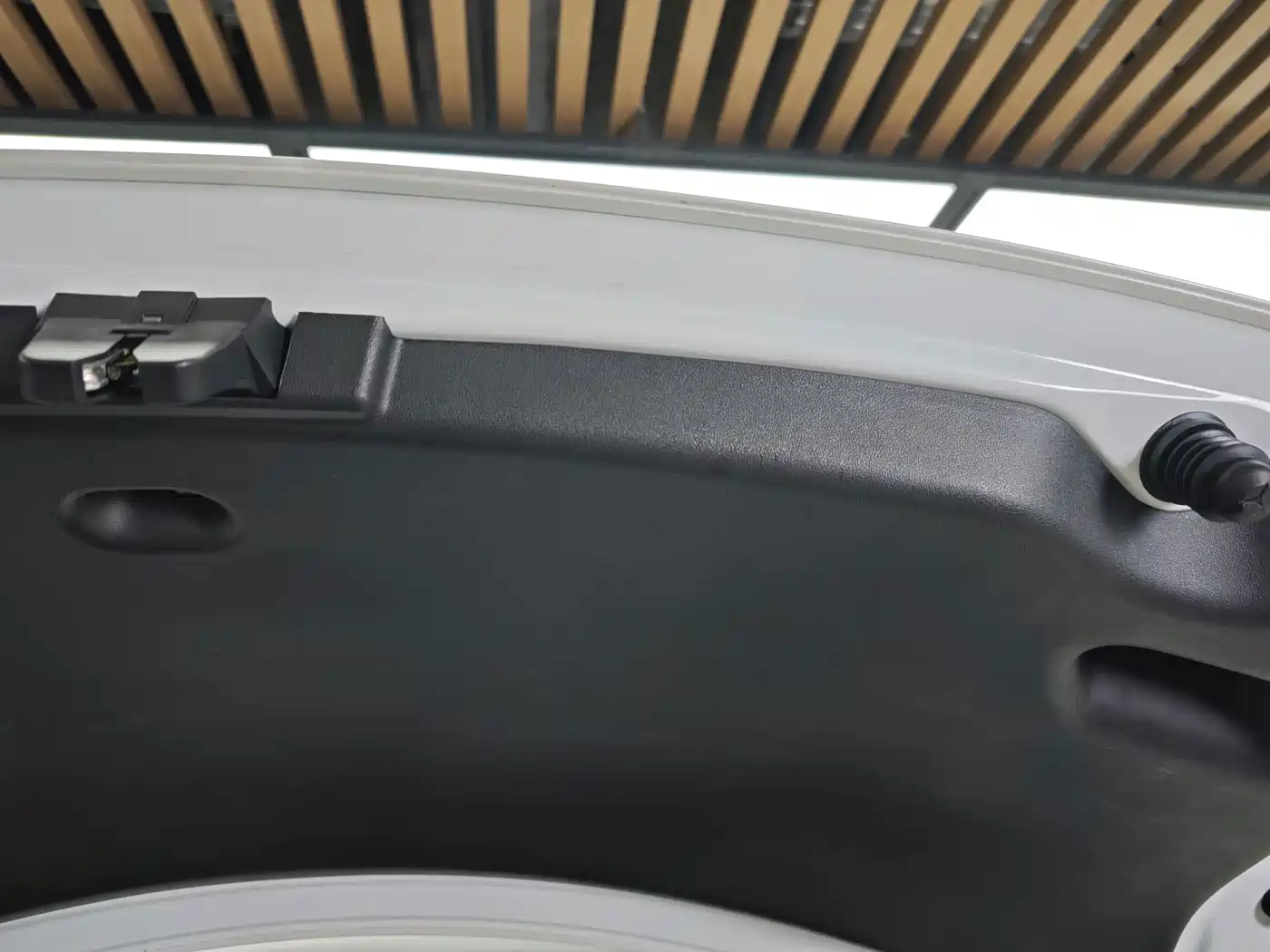 Фото 9 - Tesla Model 3
