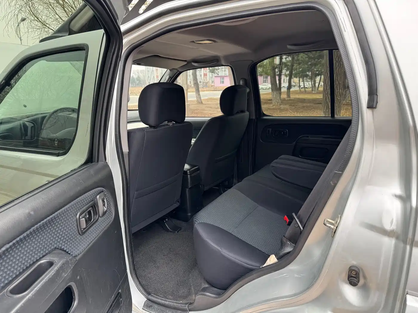 Nissan Paladin 2013 2.4L 4WD Standard (China IV) фото 7