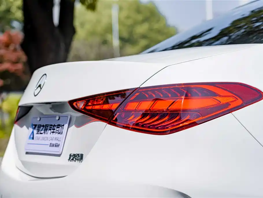 Mercedes-Benz C-Class 2025 Facelift C 260 L Sport Edition фото 8