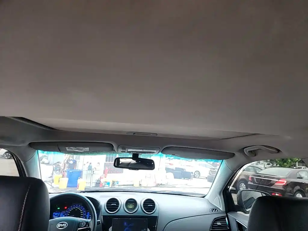 BYD S7 2015 2015 2.0T Automatic Premium