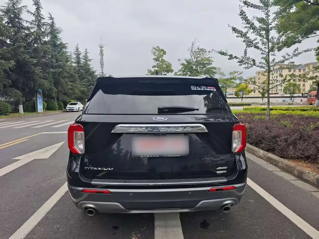 Ford Explorer 2021 2020 EcoBoost 285 AWD Titanium Edition 6-Seater