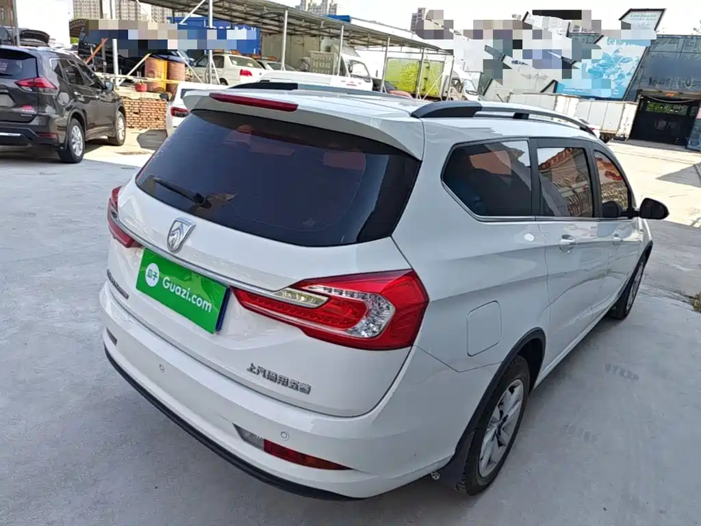 Baojun 310W 2017 2017 1.5L Manual Fashion Edition (China V)