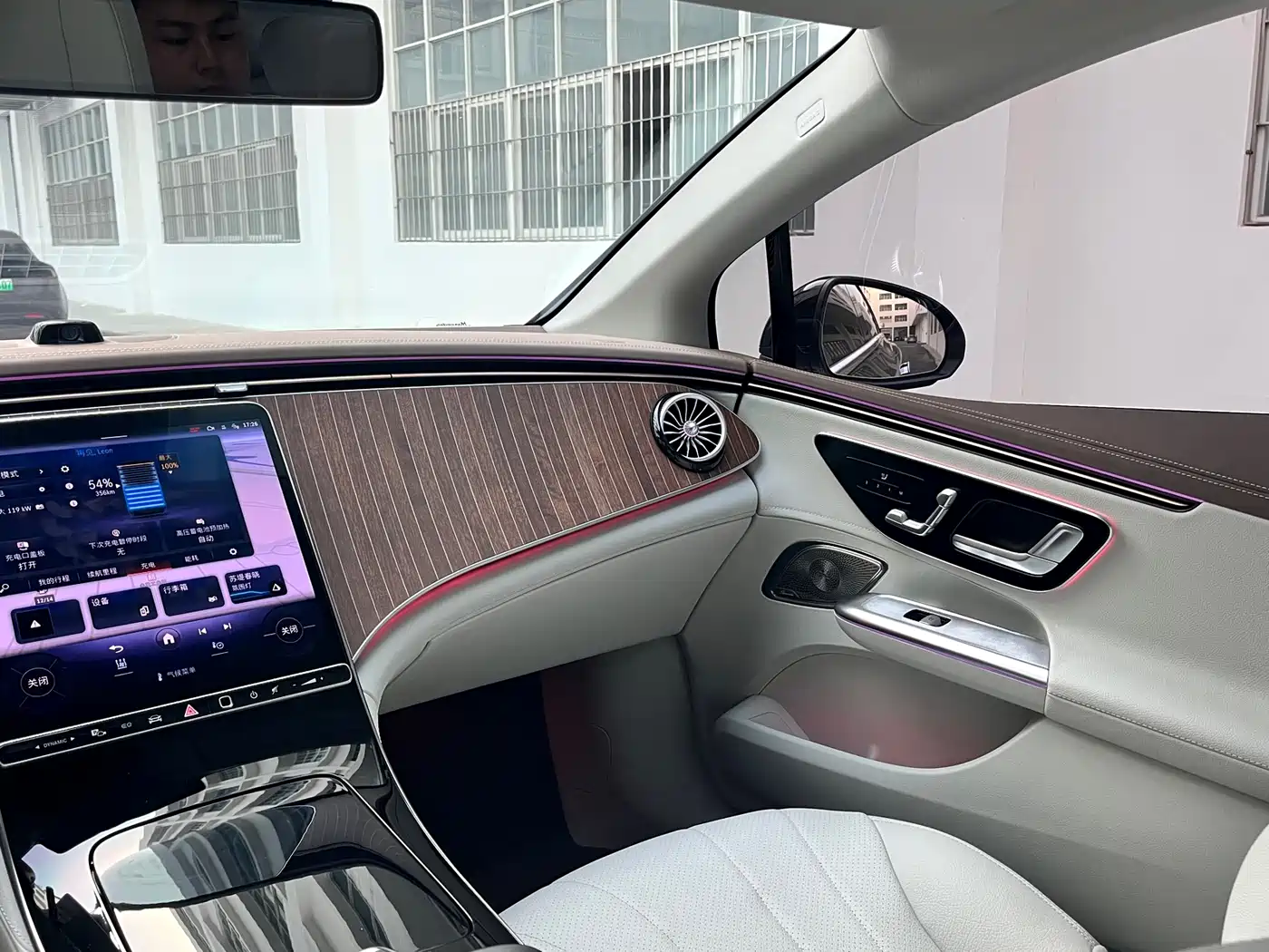 Mercedes-Benz EQE 2022 350 Pioneer Edition фото 14