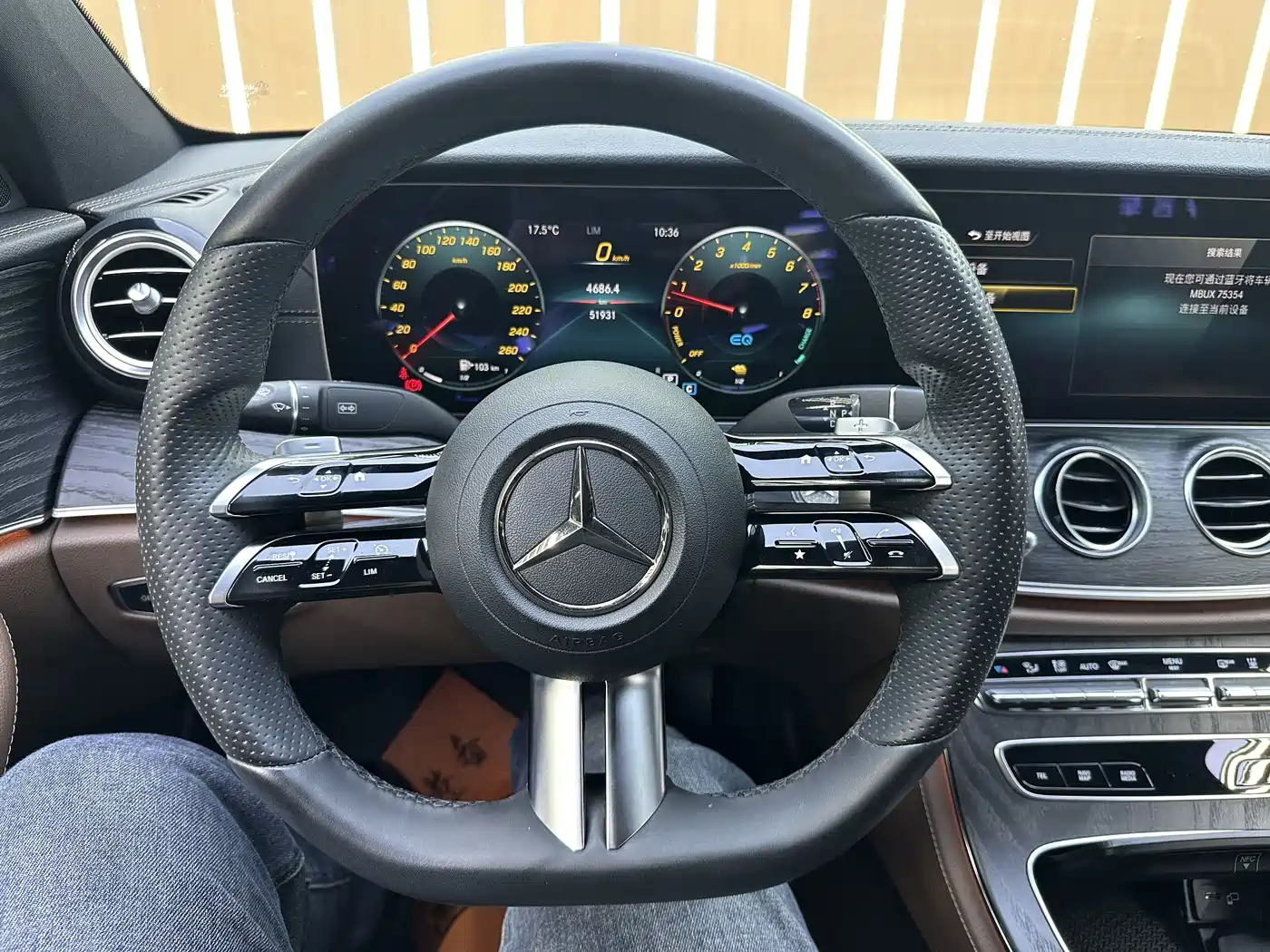 Mercedes-Benz E-Class New Energy 2022 Facelift E 350 e L Plug-in Hybrid Sport Sedan фото 20