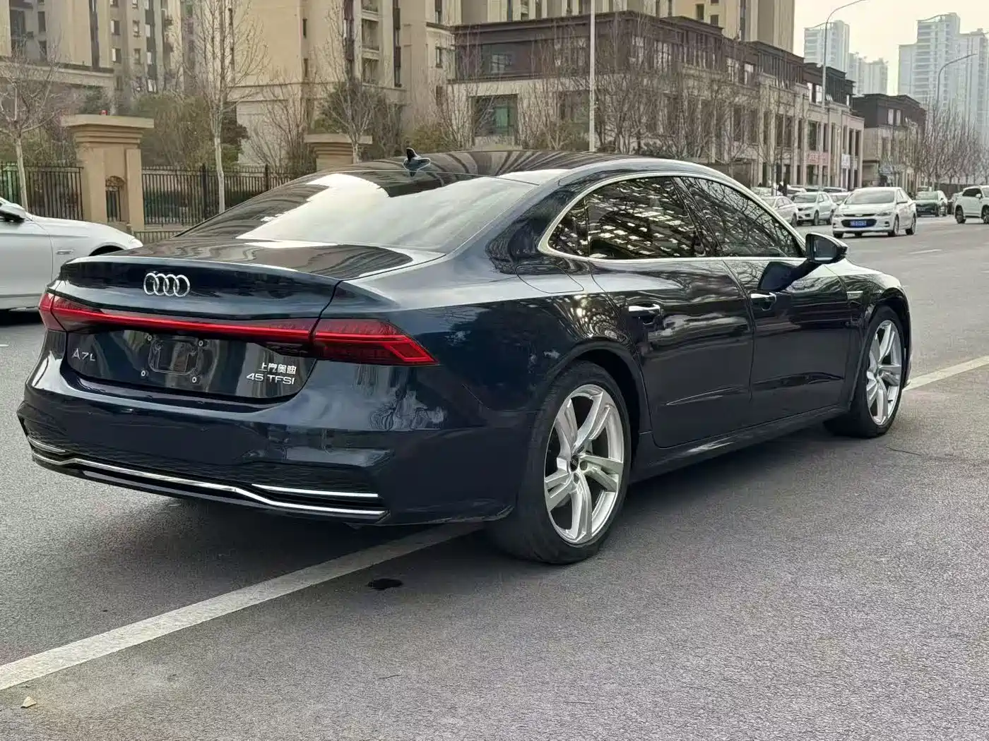 AUDI A7L