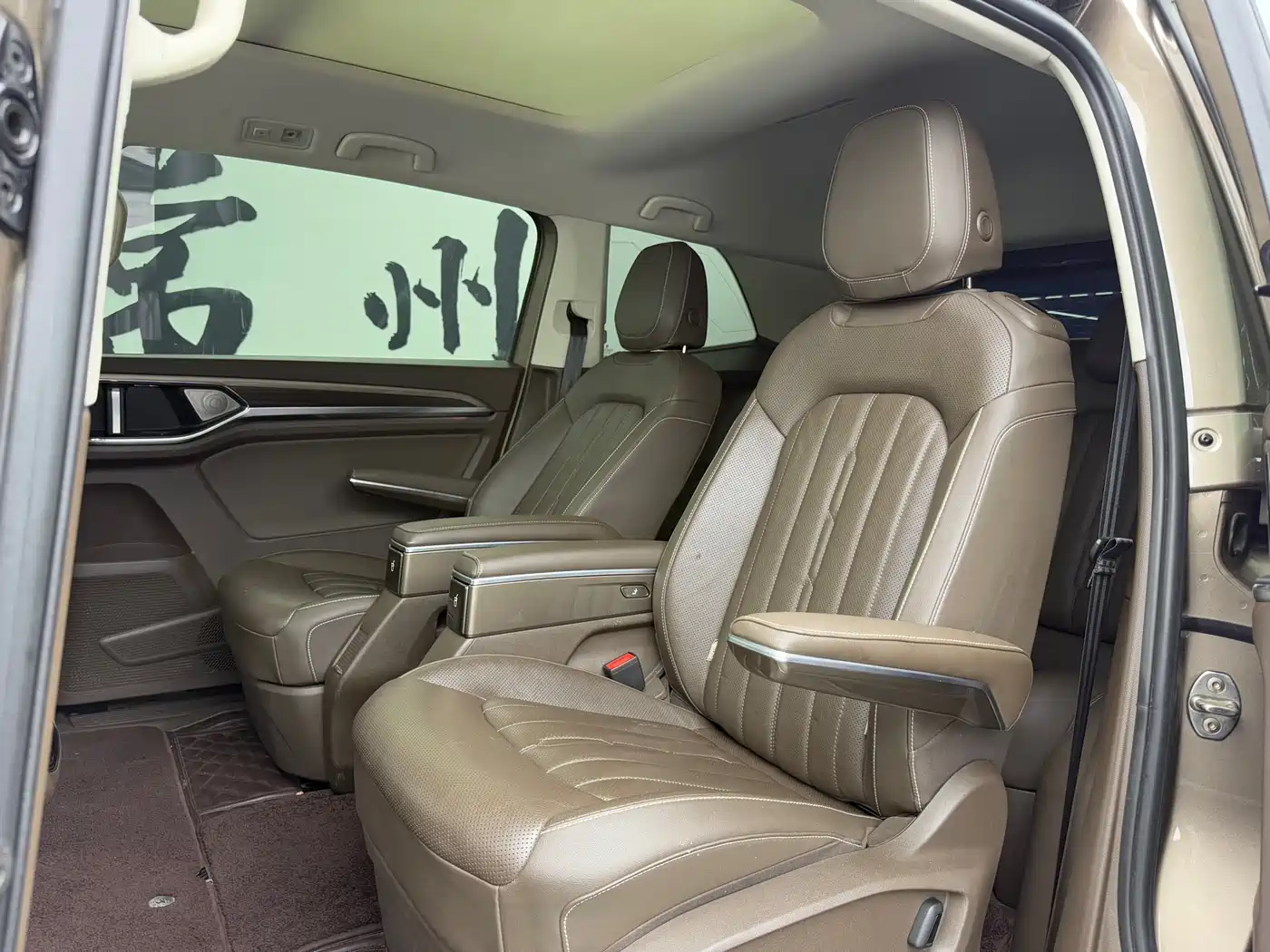 Volkswagen Viloran 2020 330TSI Luxury Edition фото 7