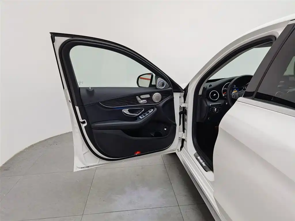 Mercedes-Benz C-Class 2018 C 200 L Sport Edition фото 8