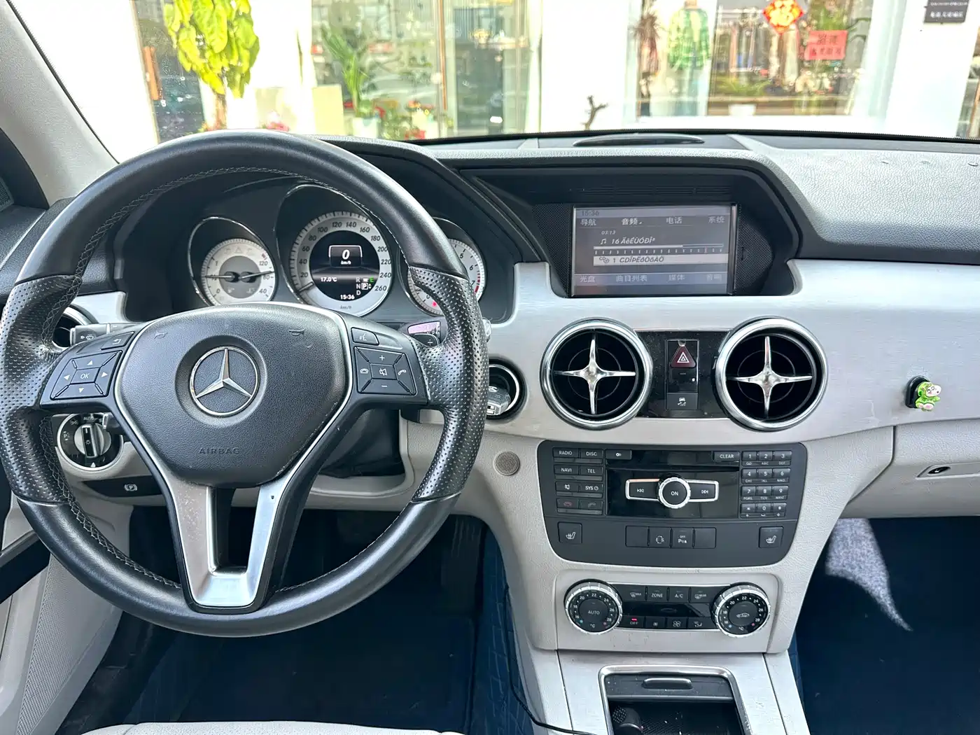 Mercedes-Benz GLK-Class 2013 GLK 300 4MATIC Dynamic фото 8