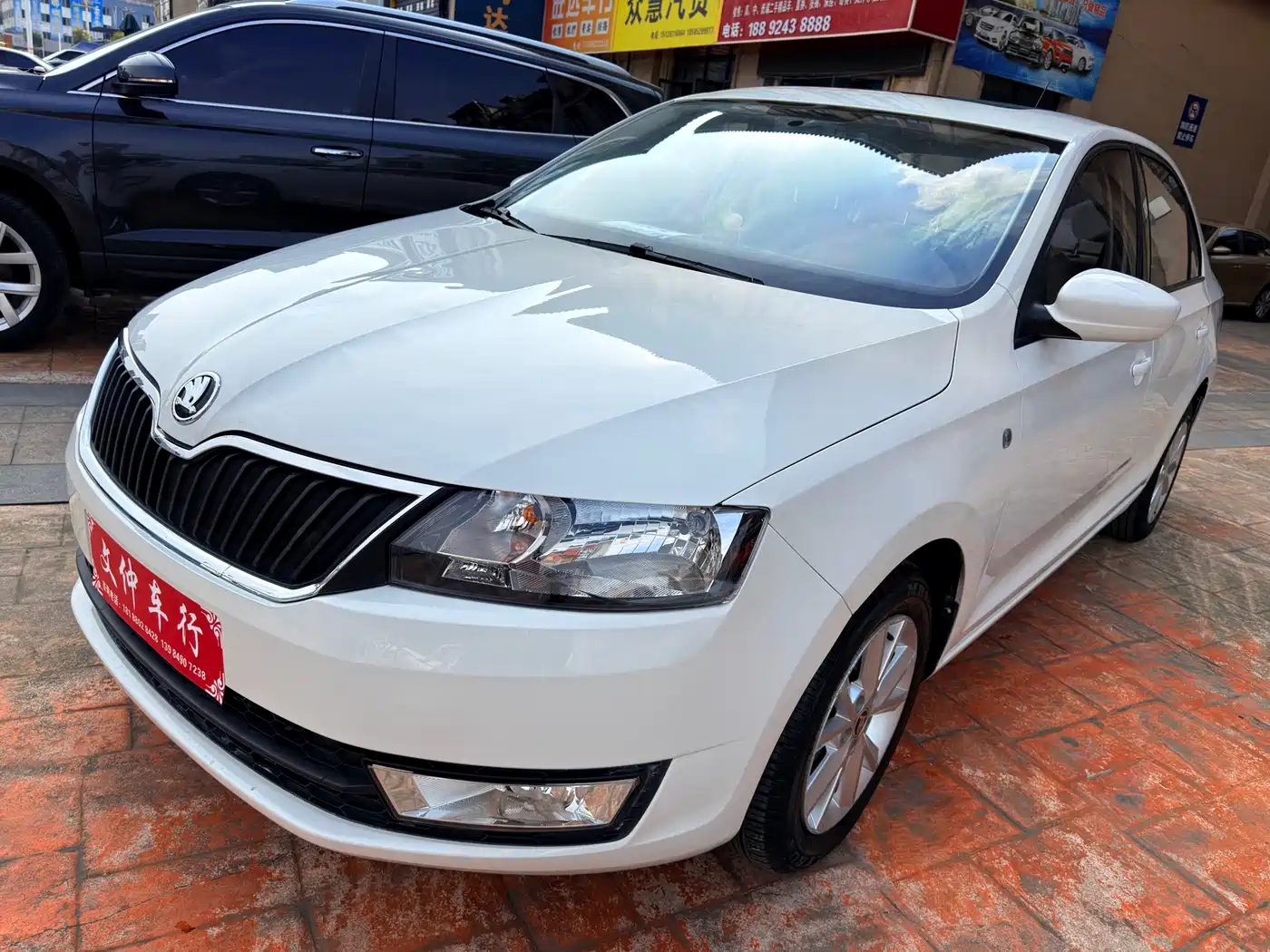 Škoda Rapid 2016 1.6L Automatic Pioneer Edition
