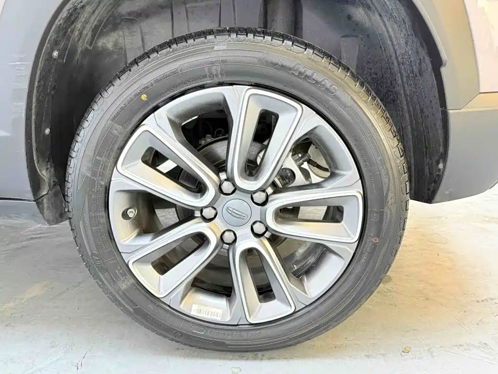 Geely ICON 2025 2026 Chocolate 1.5TD Pure Edition