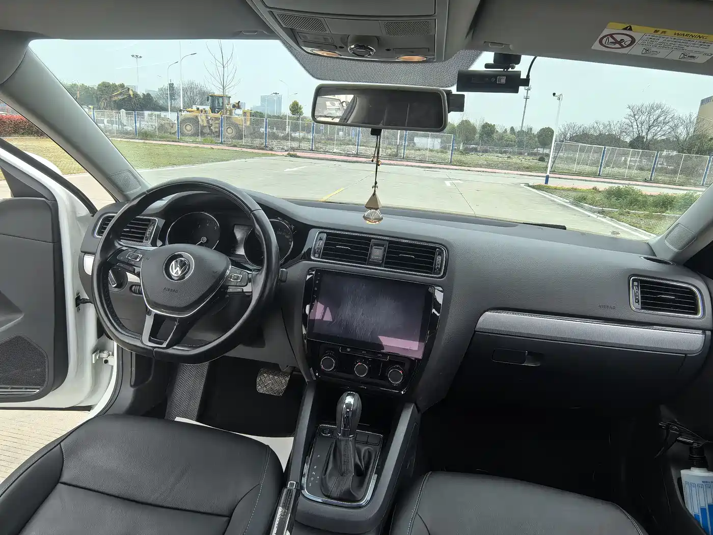 Volkswagen Sagitar 2018 280TSI DSG Spark Edition фото 13