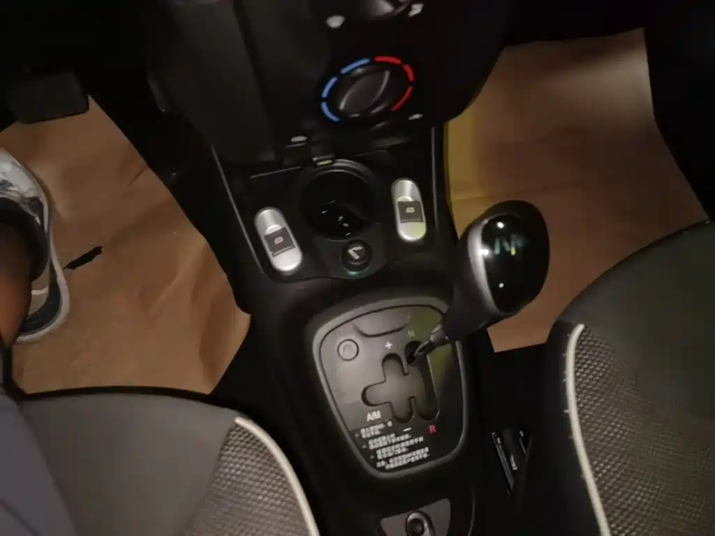 BYD F0 2017 2015 1.0L AMT Xuan Cool Edition