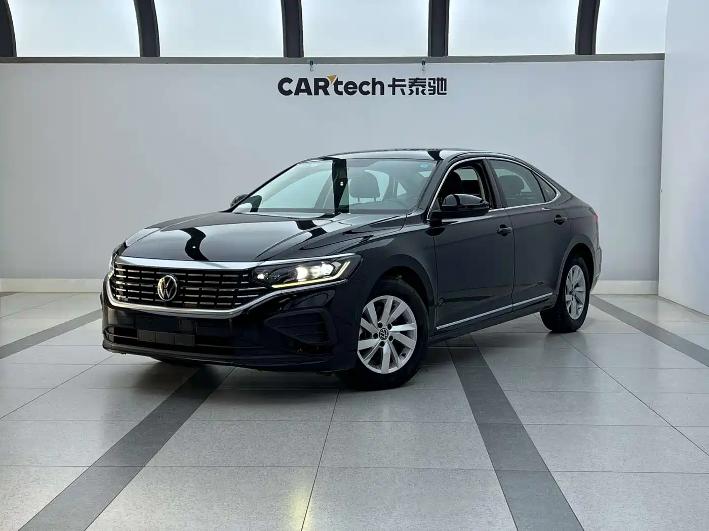 Volkswagen Passat 2022 280TSI Business Edition