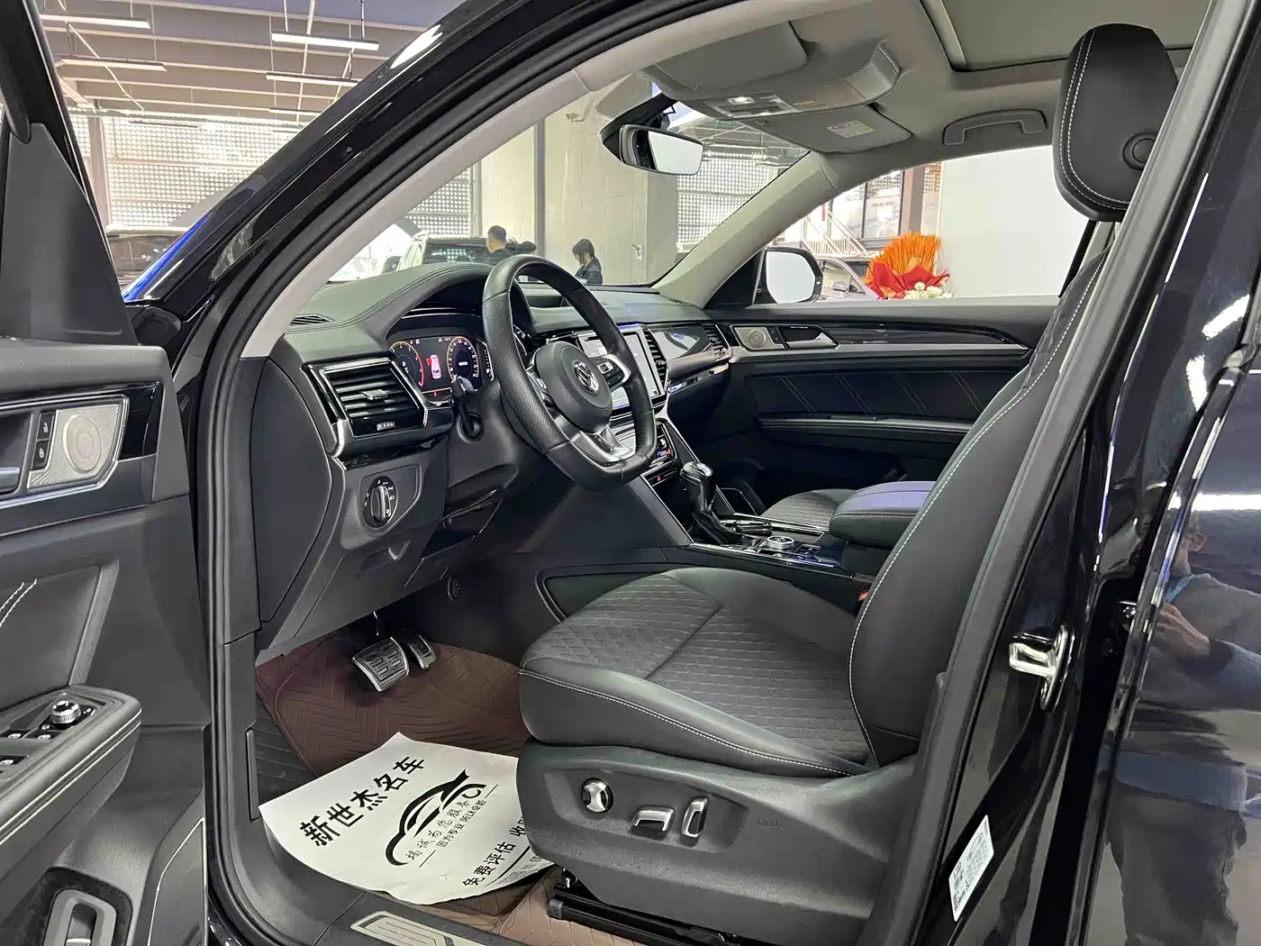 Volkswagen Teramont 2020 Teramont X Facelift 380TSI 4WD Luxury Edition фото 4