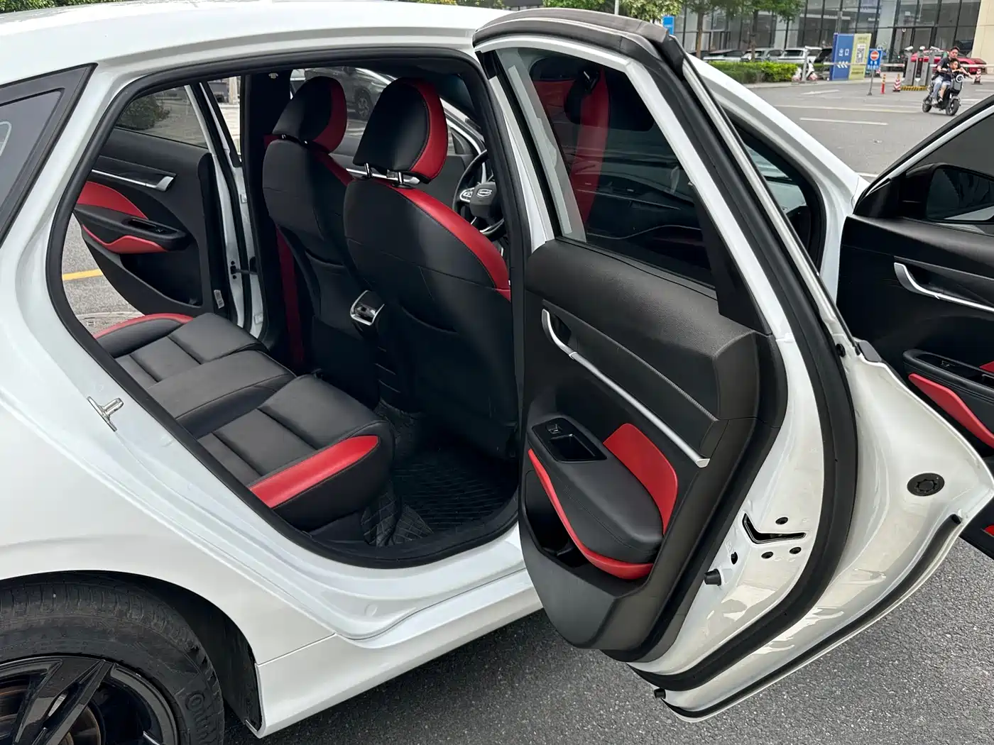 GEELY AUTOMOBILE BINRUI