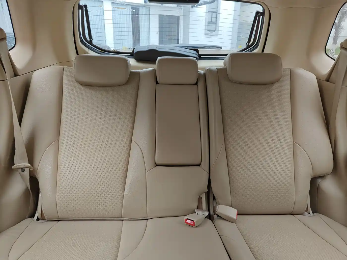 Hyundai Tucson 2013 2.0L Automatic 2WD Comfort фото 12