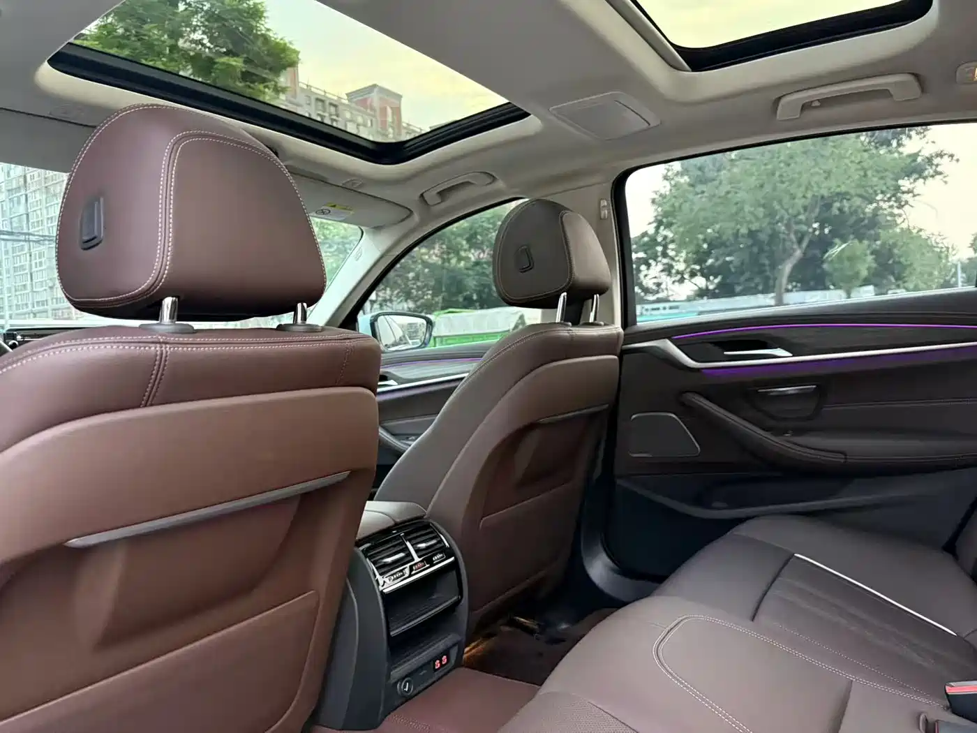 BMW 5 Series 2023 530Li Leading M Sport Package фото 15