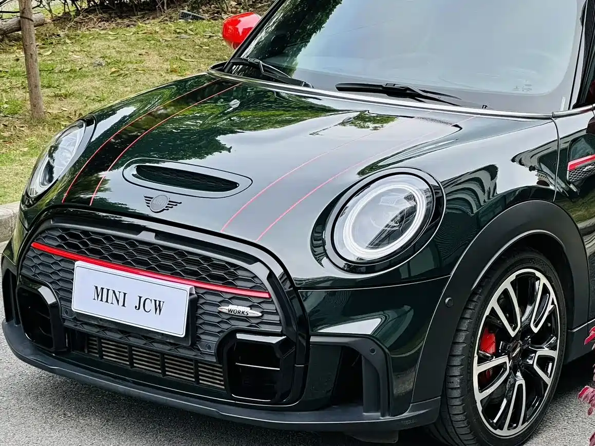 MINI JCW
