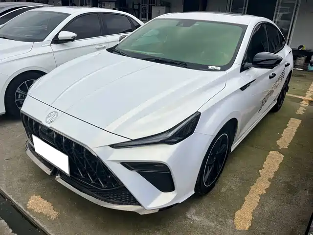  MG MG5 Scorpio 2022 1.5T Luxury Edition