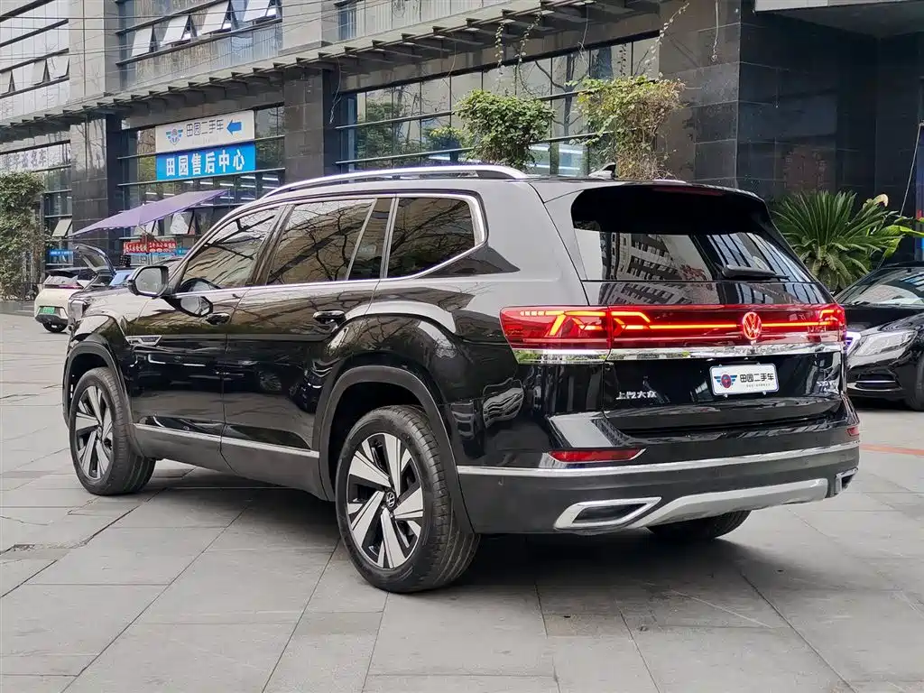 VOLKSWAGEN TOURANG