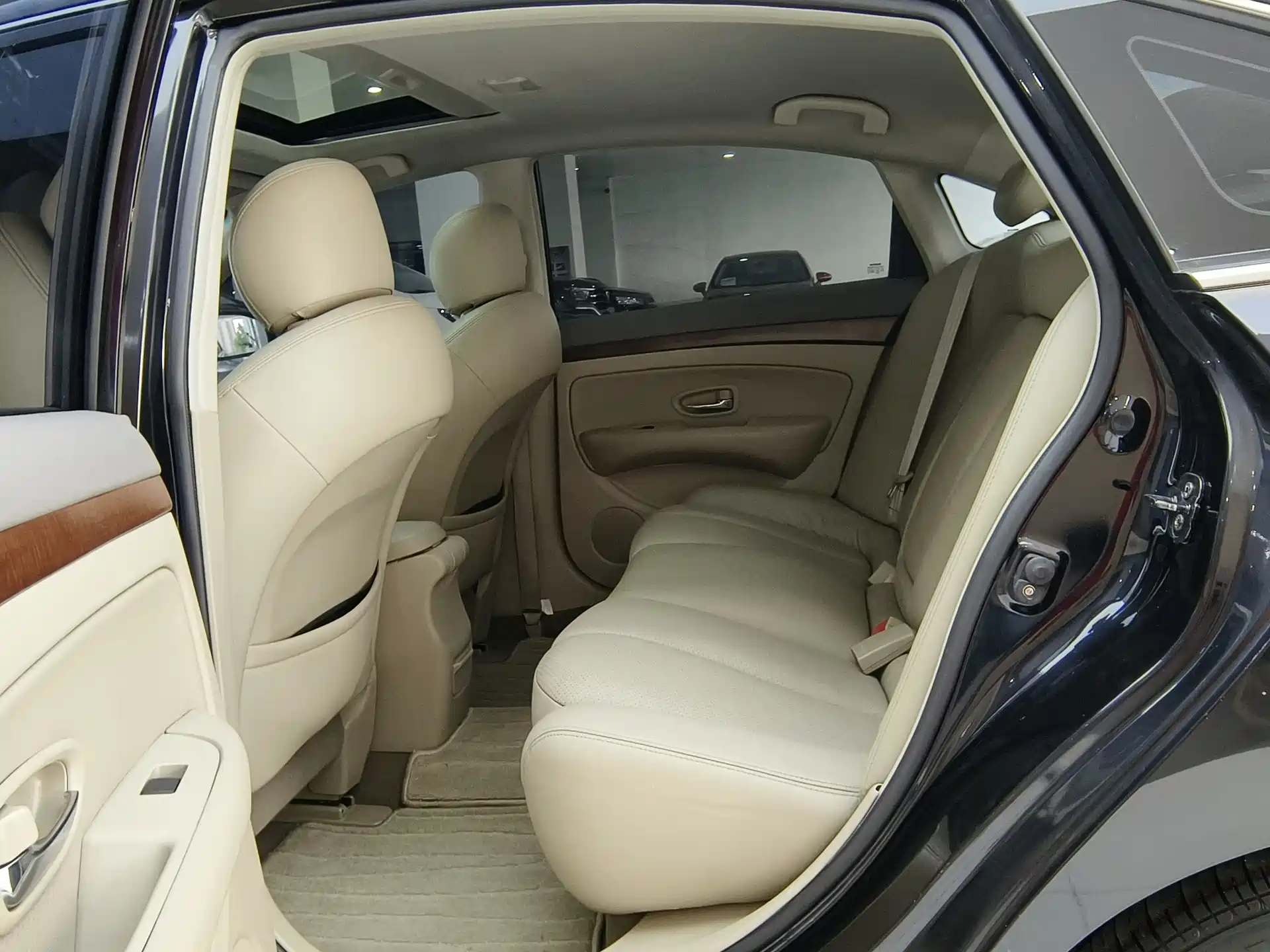 Фото 9 - Nissan Sylphy