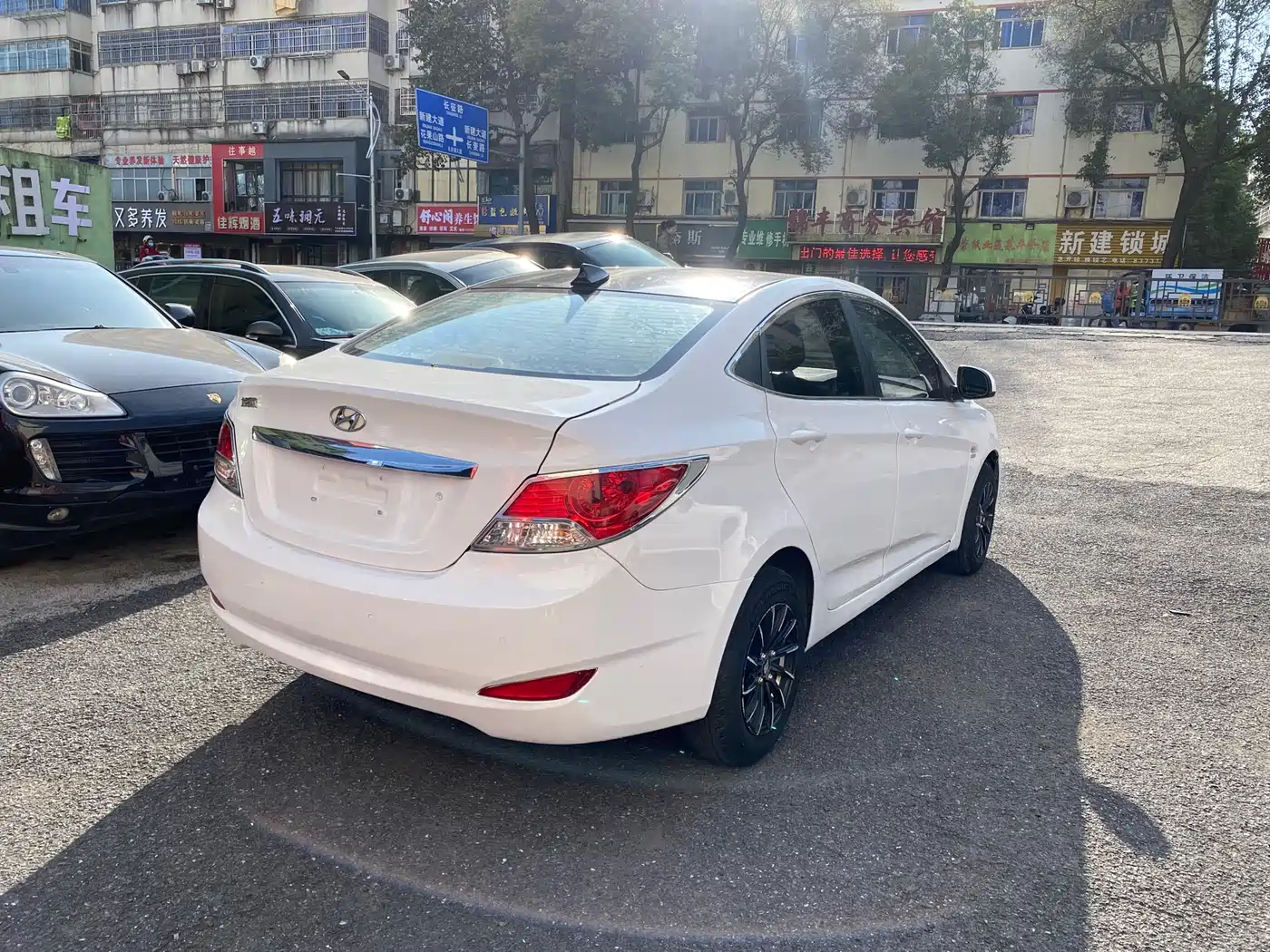 Hyundai Verna 2014 1.4L Manual Fashion GS фото 8