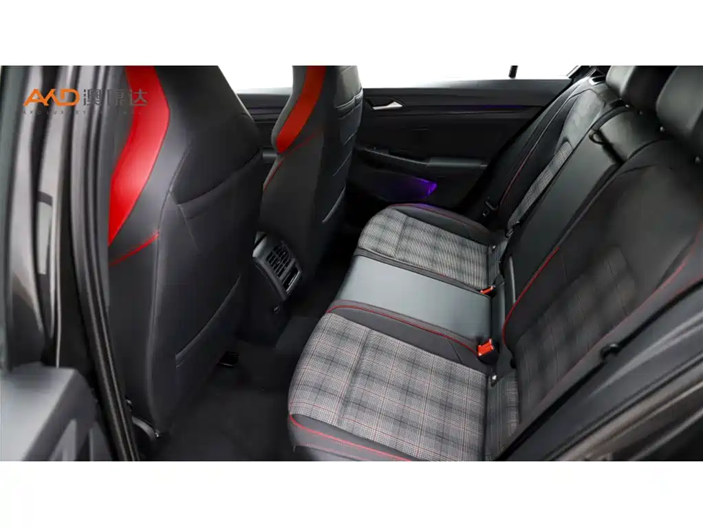 Volkswagen Golf GTI 2023 380TSI DSG GTI фото 7
