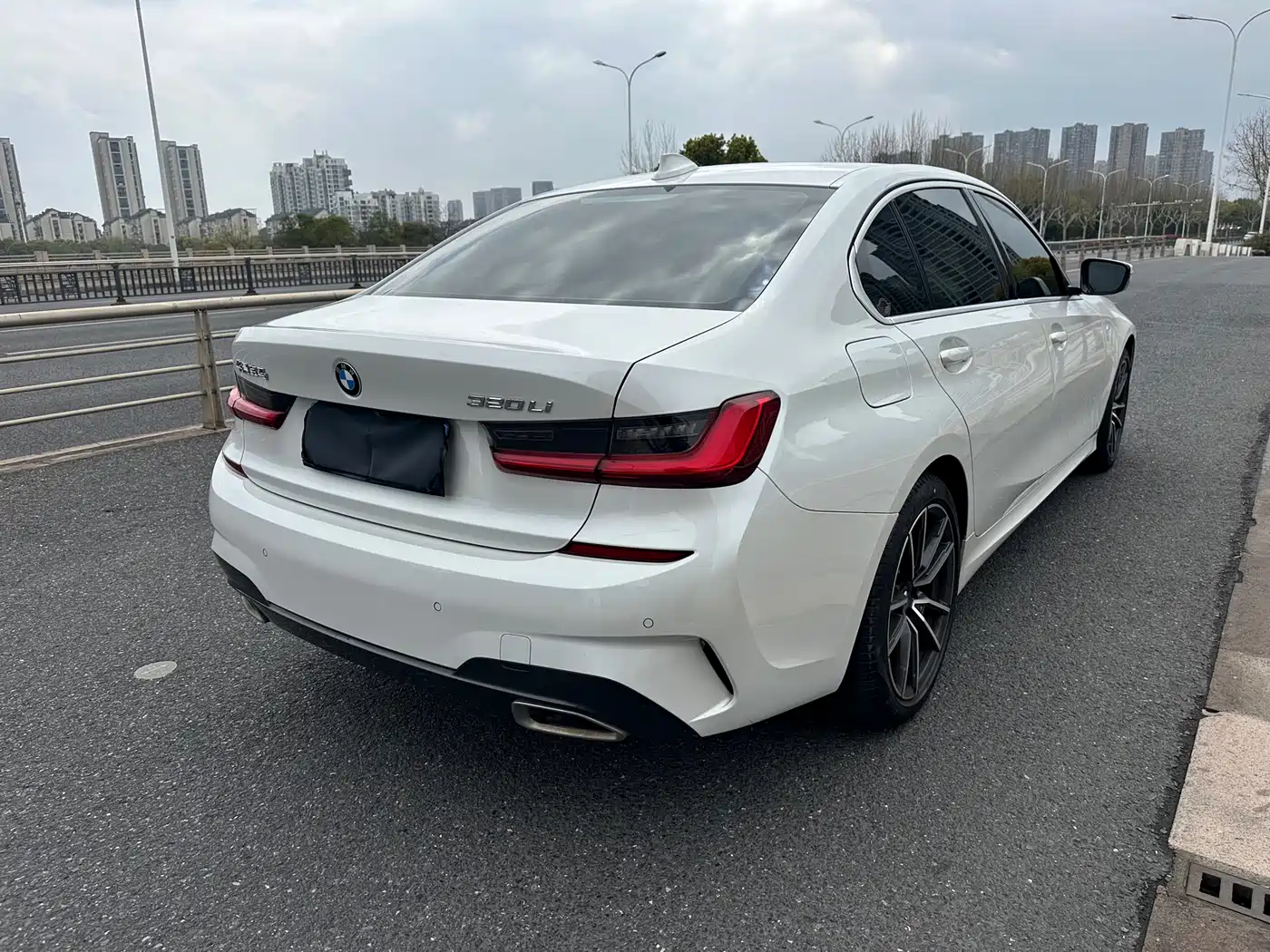 BMW 3 Series 2021 320Li M Sport Package фото 11