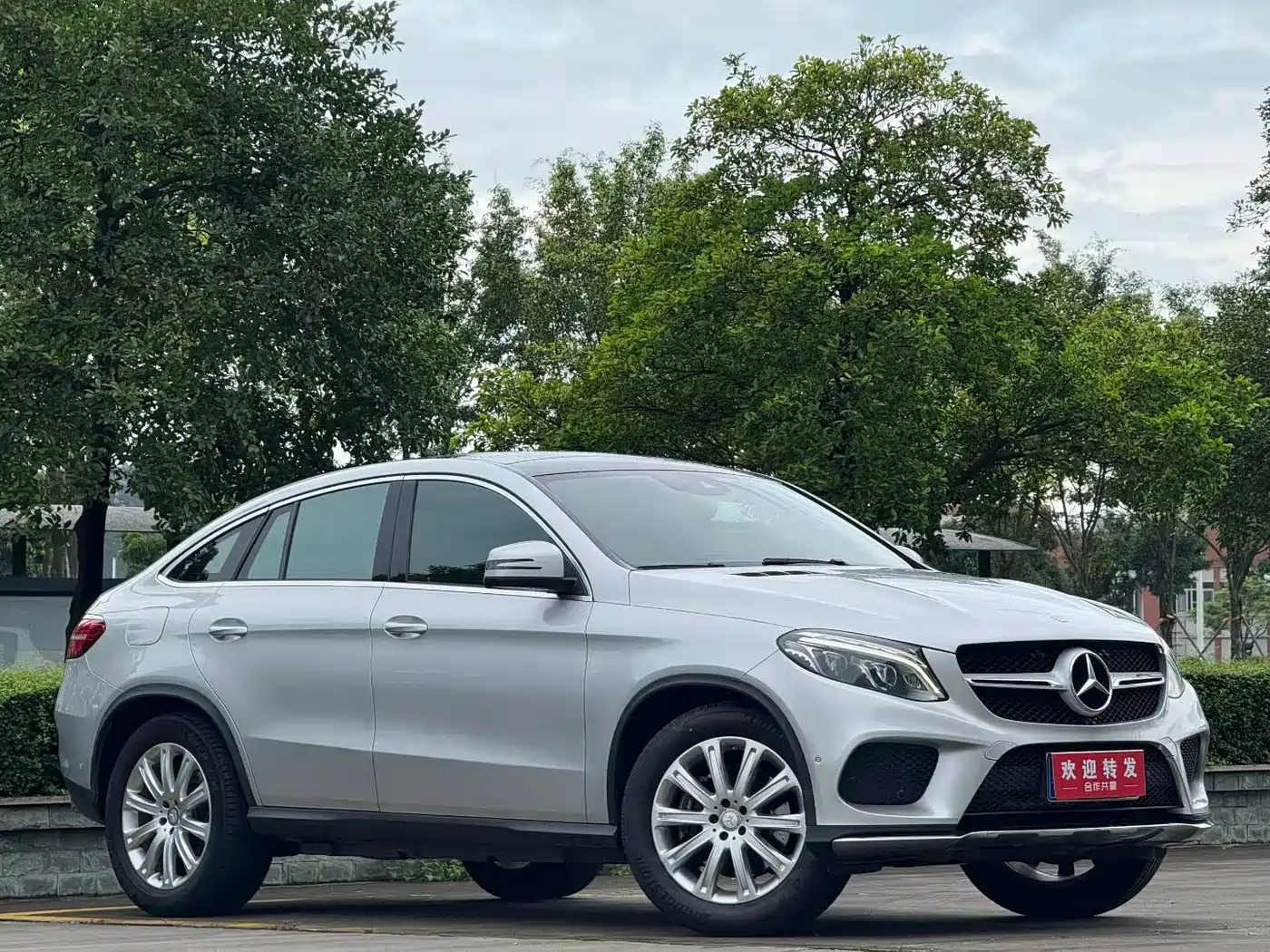 Mercedes-Benz GLE Coupe 2015 GLE 320 4MATIC Coupe SUV фото 3