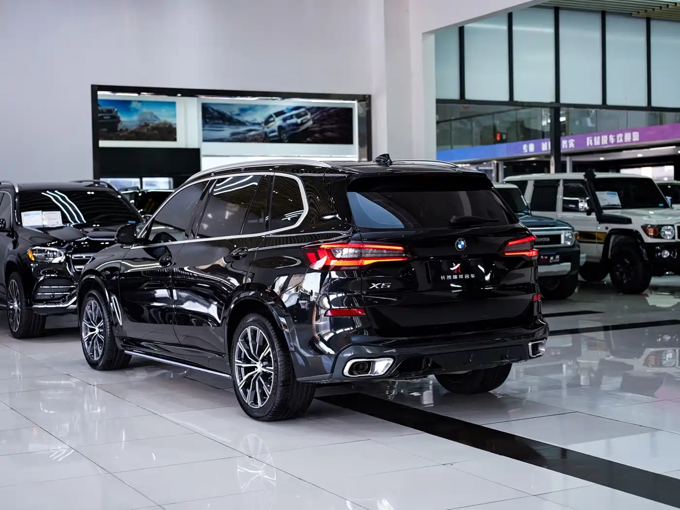 BMW X5 2022 Facelift xDrive 30Li Premium M Sport Package фото 18