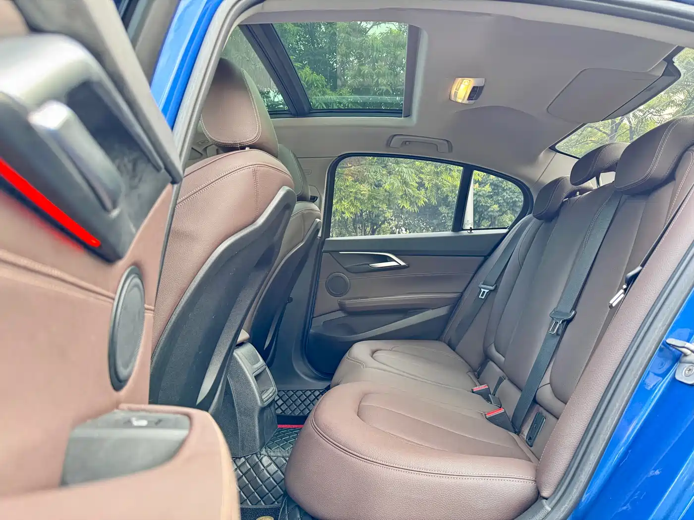 BMW 1 Series 2019 118i M Sport Package фото 8