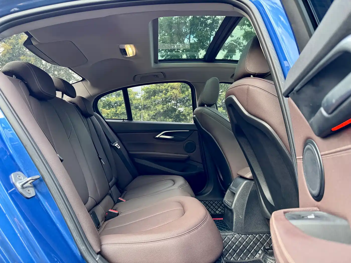 BMW 1 Series 2019 118i M Sport Package фото 10