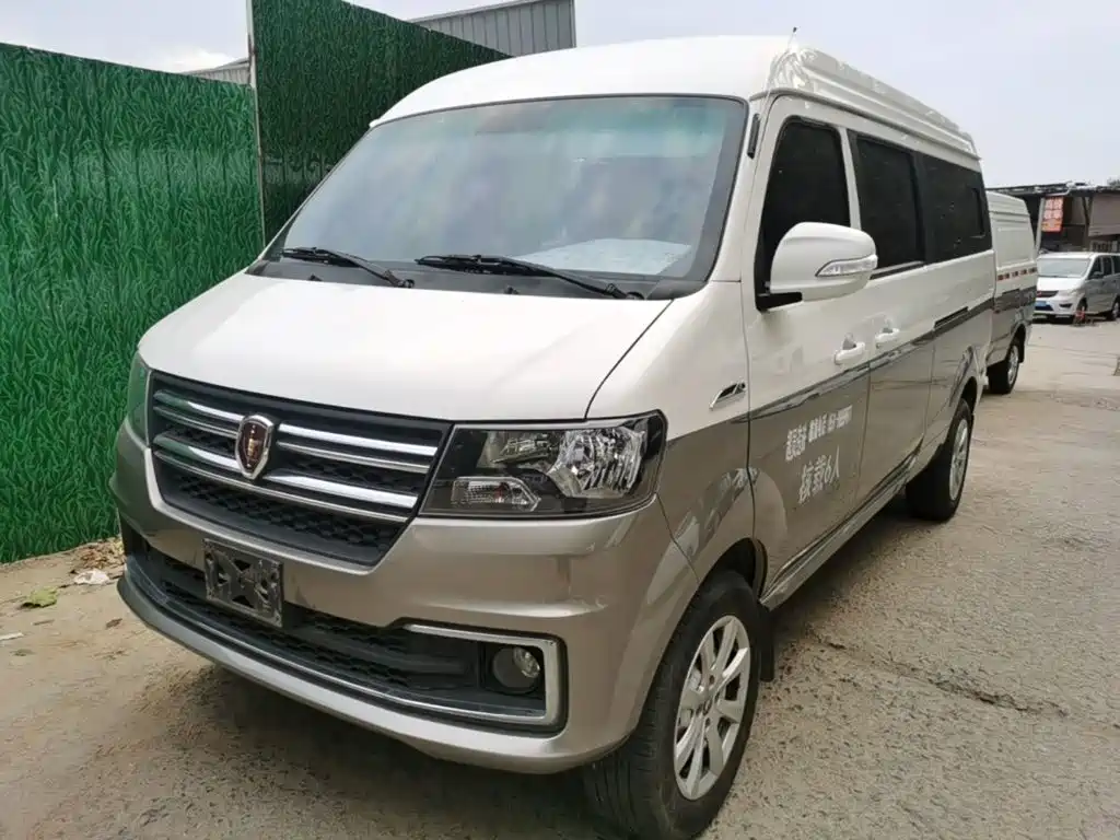 Jinbei New Hiace X30L 2024 2024 Fortune Edition Passenger Van 5/6/7-seater