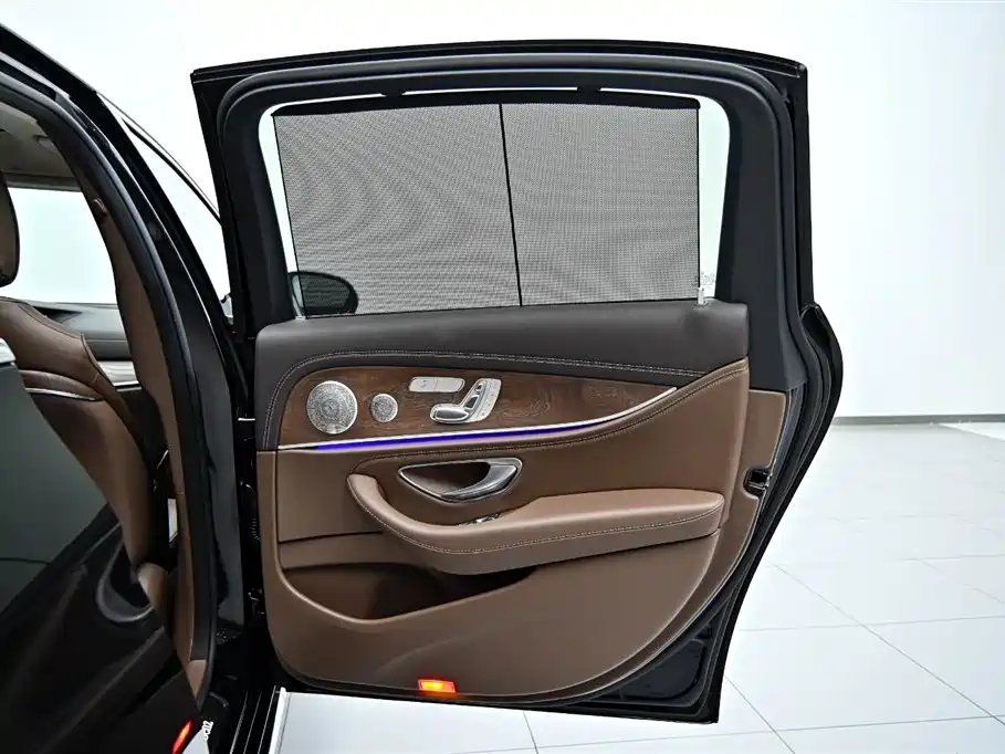 Mercedes-Benz E-Class 2023 Facelift E 300 L Luxury фото 22