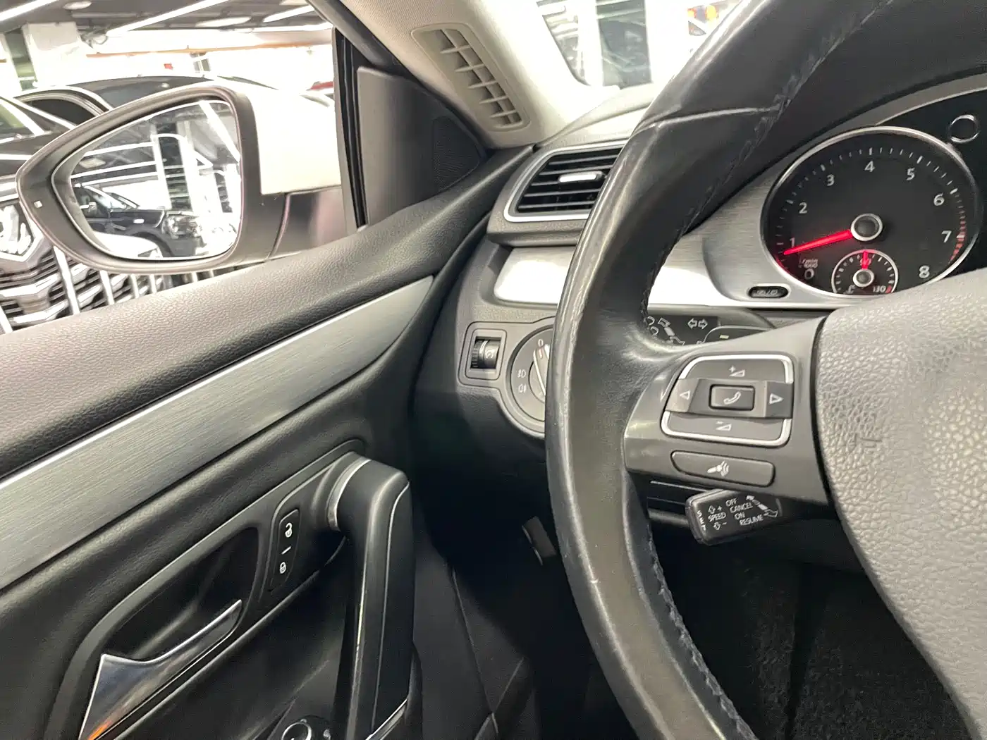 Volkswagen FAW-Volkswagen CC 2012 Model 2.0TSI Luxury фото 14