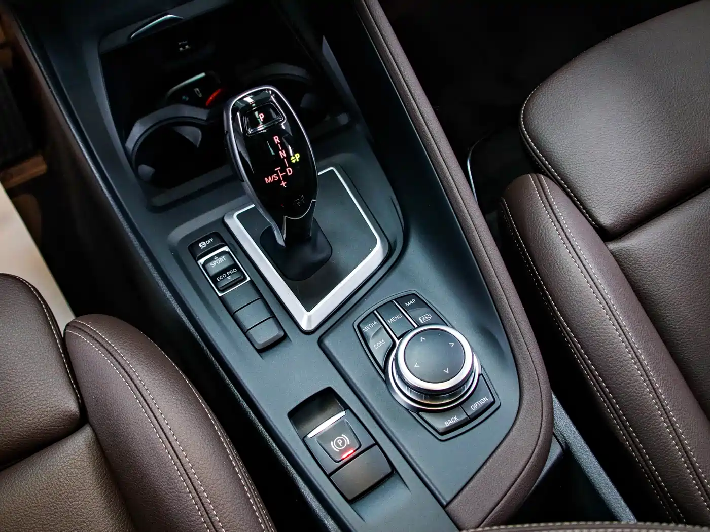 BMW X1 2022 sDrive20Li Fashion фото 11