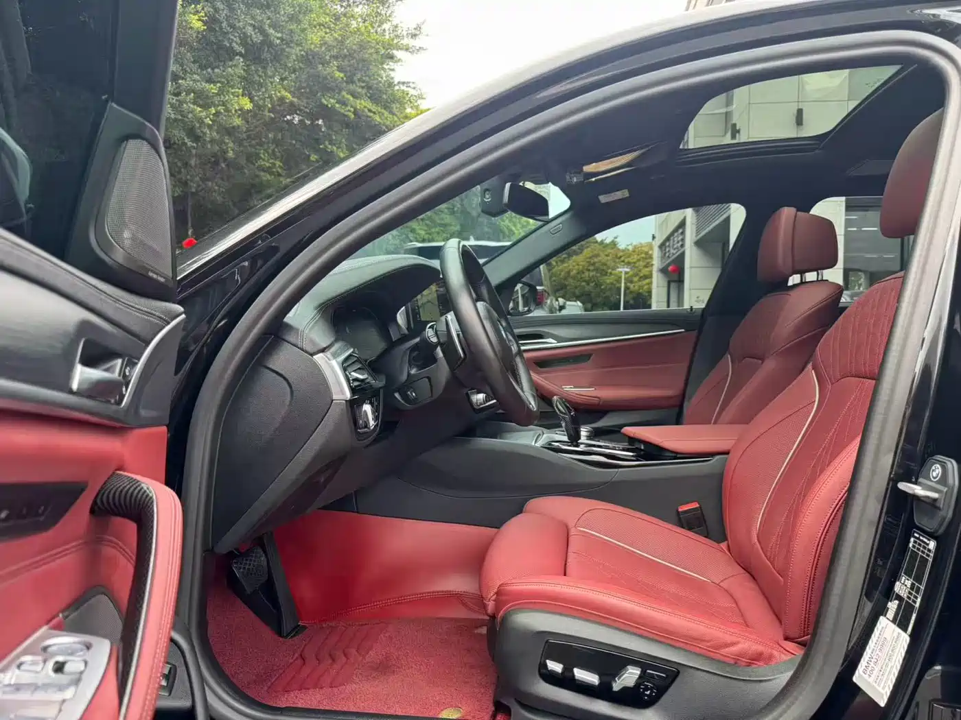 BMW 5 Series 2022 530Li Exclusive M Sport Package фото 5