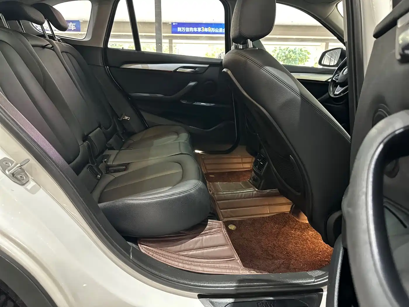 BMW X1 2018 sDrive20Li Leading Model фото 12
