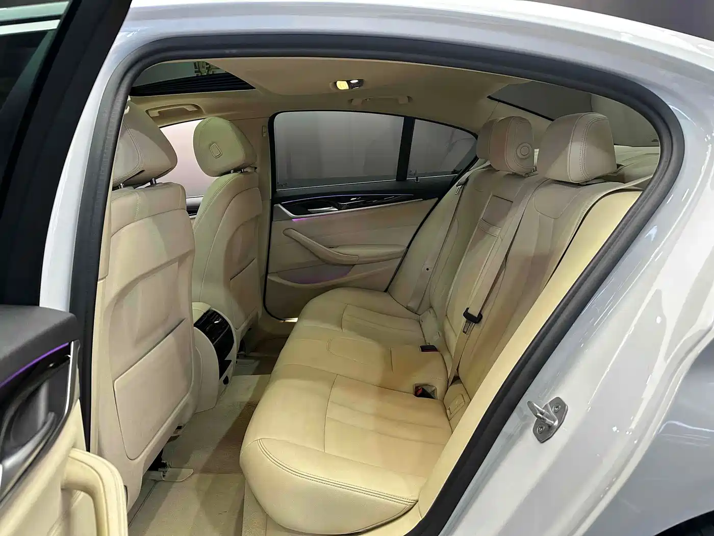 BMW 5 Series (Import) 2018 530i M Sport Package фото 7