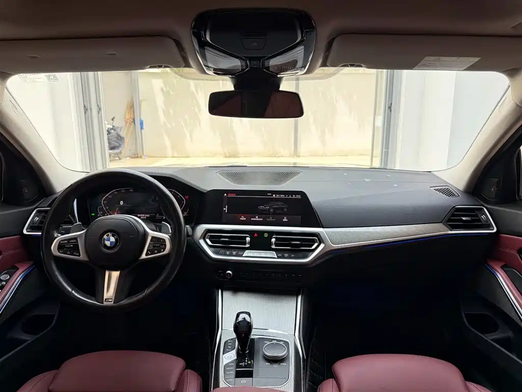 BMW 3-SERIES