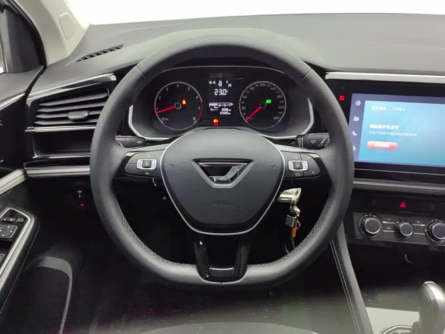 Фото 15 - Jetta VS5