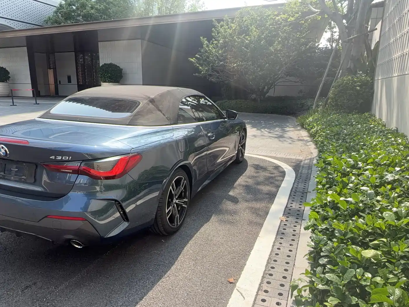 BMW 4 Series 2022 425i Convertible M Sport Package фото 7