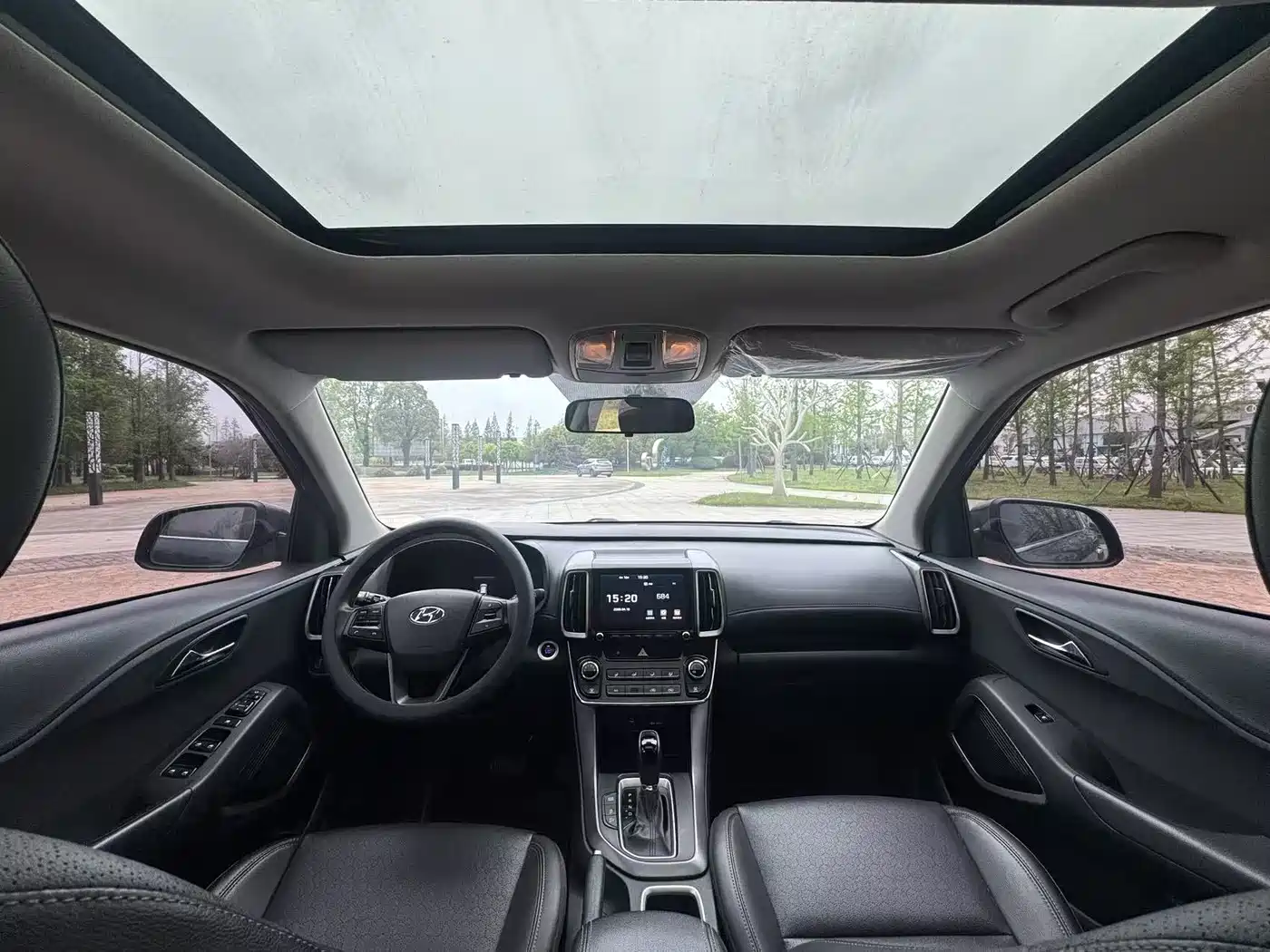 Hyundai Beijing Hyundai ix35 2019 2.0L Automatic 2WD Zhiyong·Smooth Enjoy China VI фото 15
