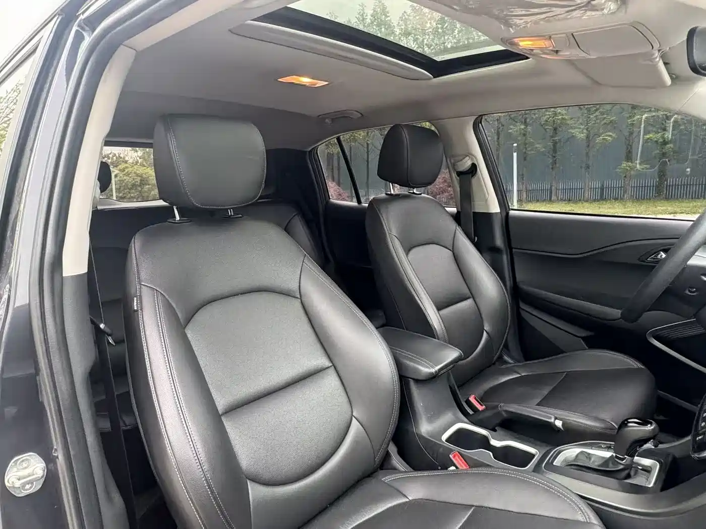 Hyundai Beijing Hyundai ix35 2019 2.0L Automatic 2WD Zhiyong·Smooth Enjoy China VI фото 19