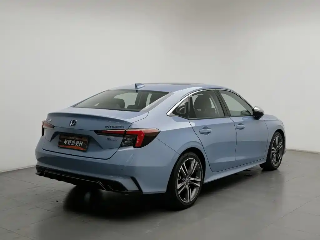 Photo 2 - Honda Integra